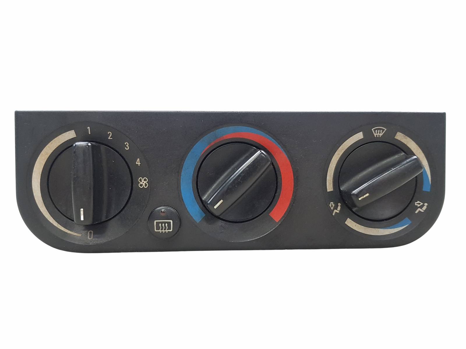 https://www.accessoiresautofr.com/wp-content/uploads/A0001/auto-3/eurofrance24-2/PEUAD11-JJ1098EBY.jpg