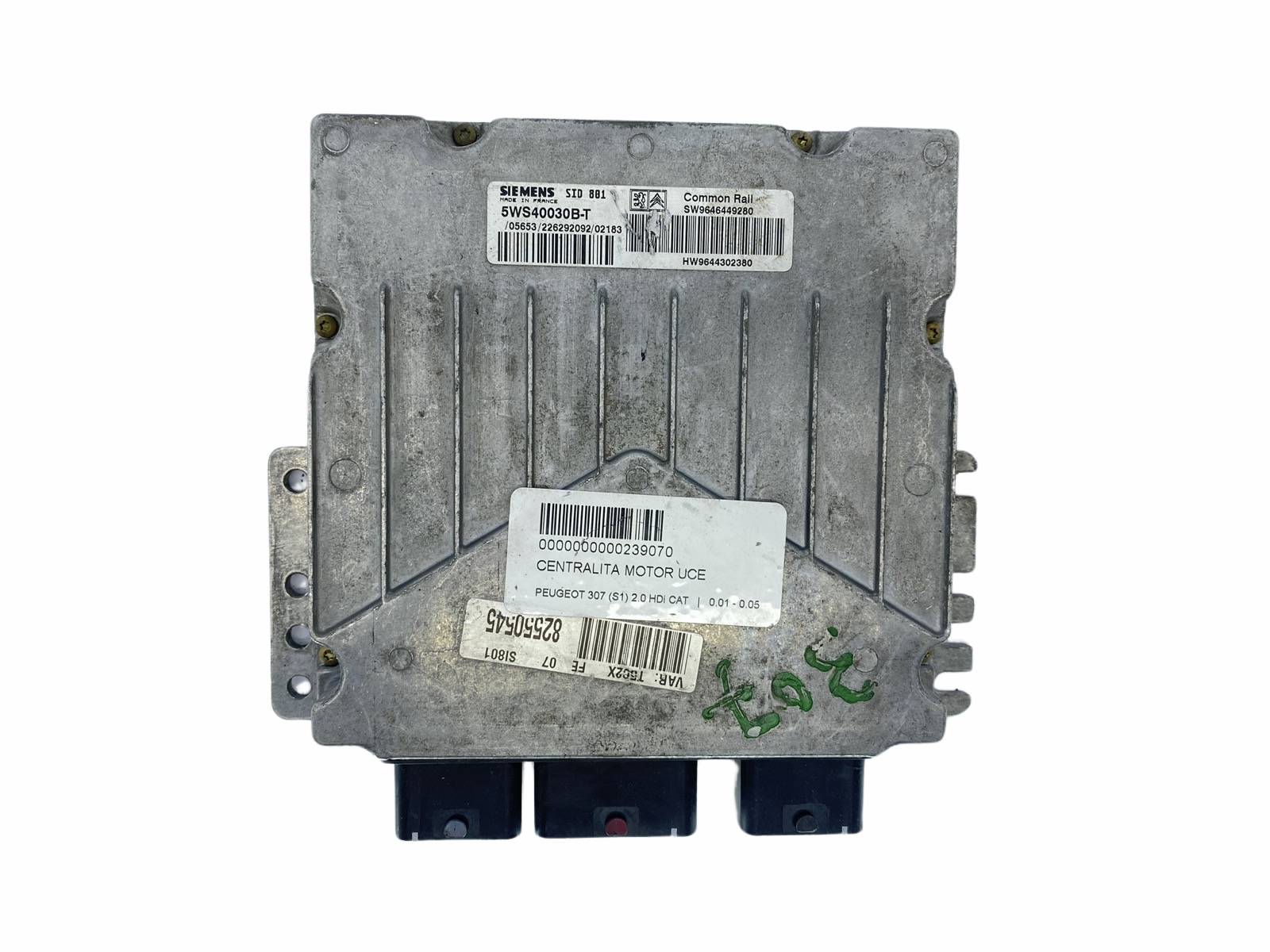 https://www.accessoiresautofr.com/wp-content/uploads/A0001/auto-3/eurofrance24-3/PEUCA263-DB63236EBY.jpg