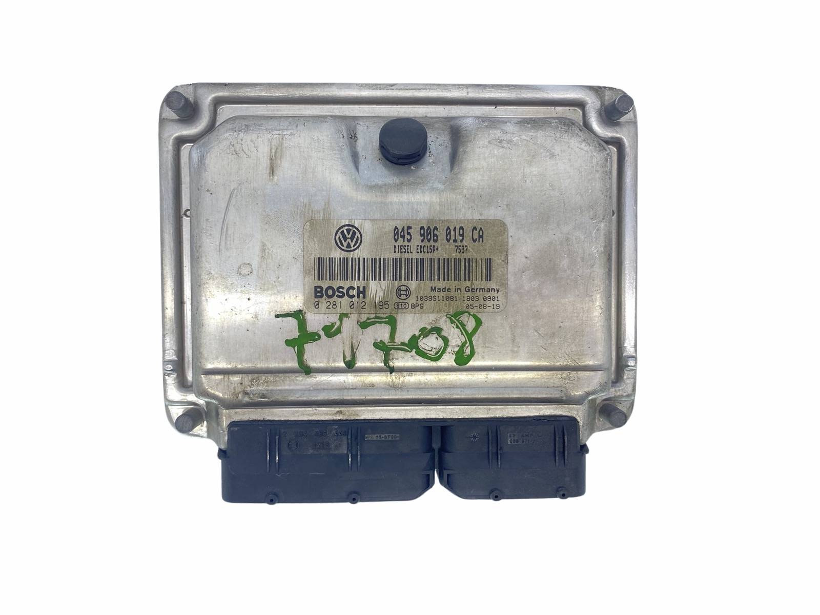 https://www.accessoiresautofr.com/wp-content/uploads/A0001/auto-3/eurofrance24-3/PEUCA263-DB63265EBY.jpg