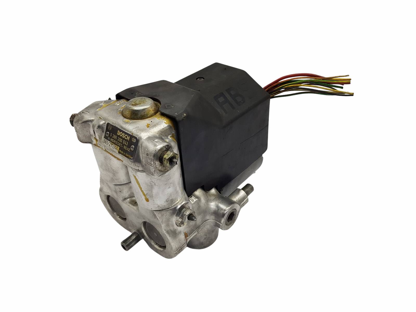 https://www.accessoiresautofr.com/wp-content/uploads/A0001/auto-3/eurofrance24-3/PEUCA265-JM6426EBY.jpg