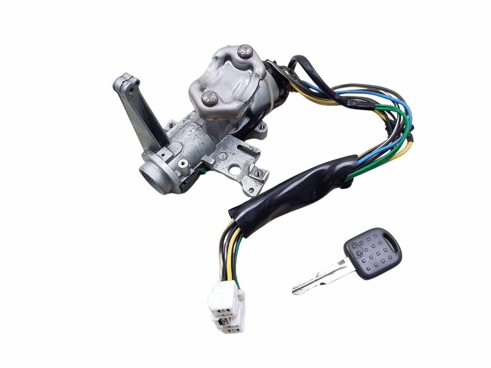 https://www.accessoiresautofr.com/wp-content/uploads/A0001/auto-3/eurofrance24-3/PEUCA272-R3-JJ1000EBY.jpg