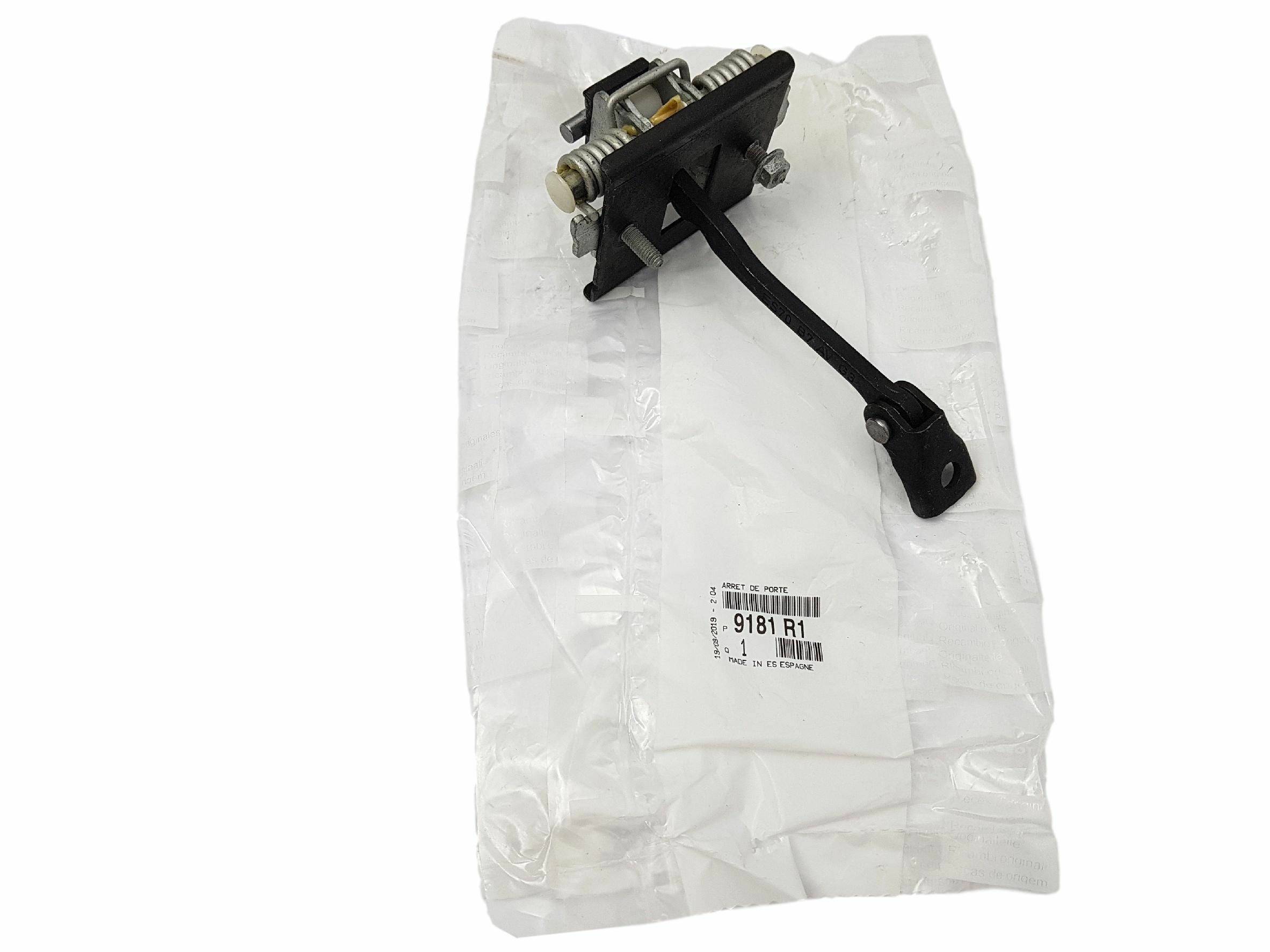 https://www.accessoiresautofr.com/wp-content/uploads/A0001/auto-3/eurofrance24-3/PEUPSA9181R1.jpg