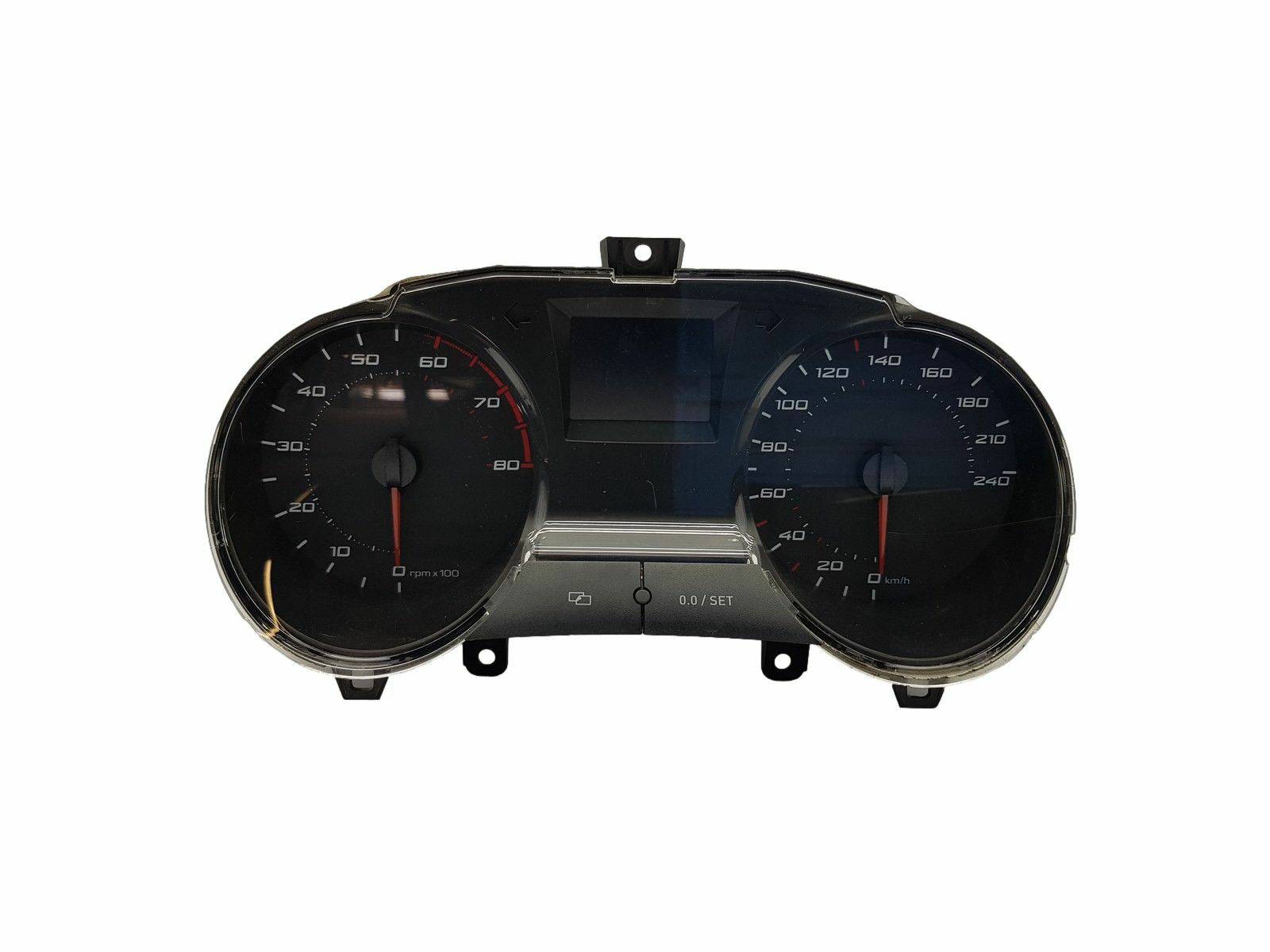 https://www.accessoiresautofr.com/wp-content/uploads/A0001/auto-3/eurofrance24-4/PEUCA266-SD1750EBY.jpg