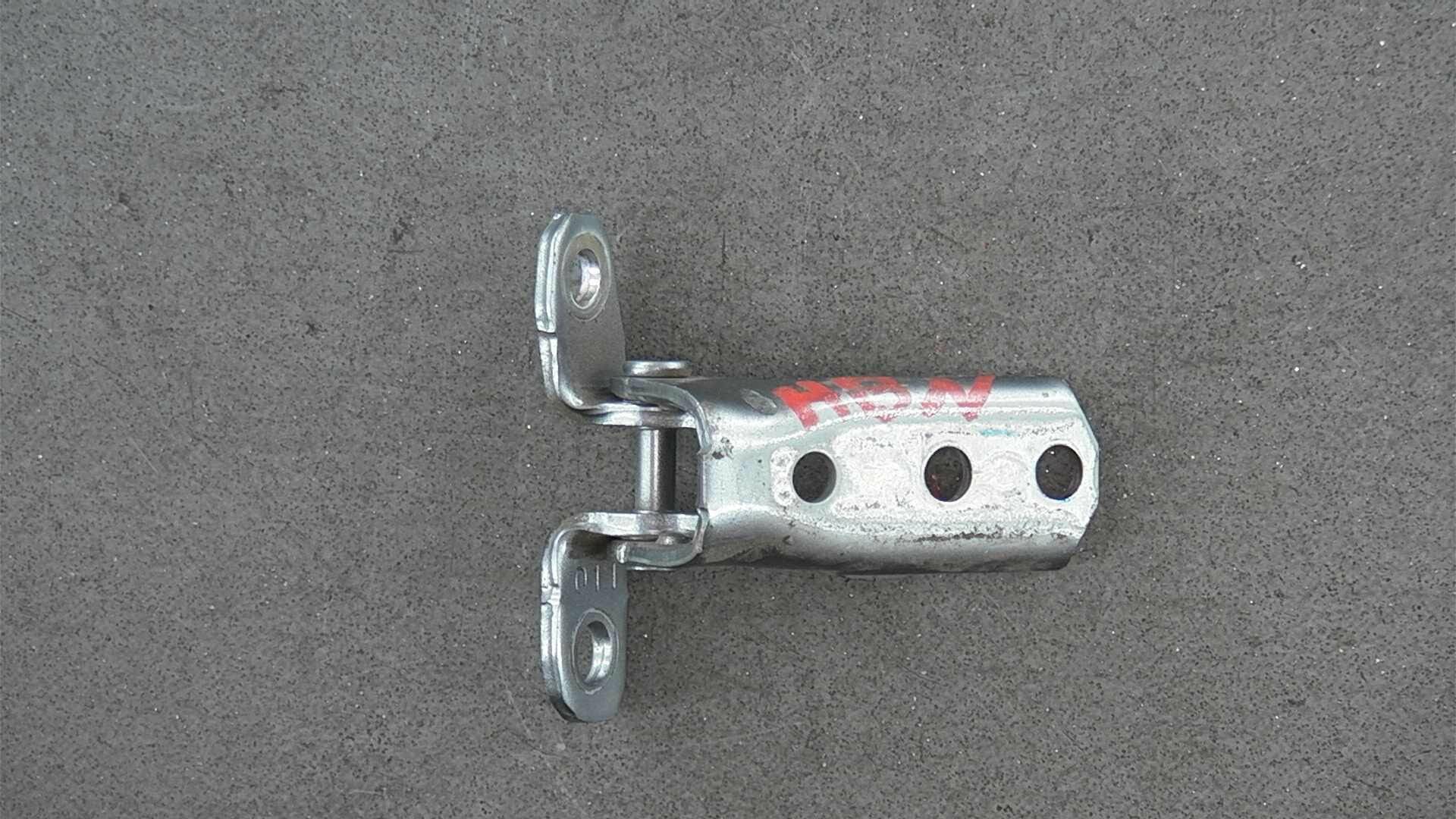 https://www.accessoiresautofr.com/wp-content/uploads/A0001/auto-6/autoparts24-2/PAUA0029N74549.jpg