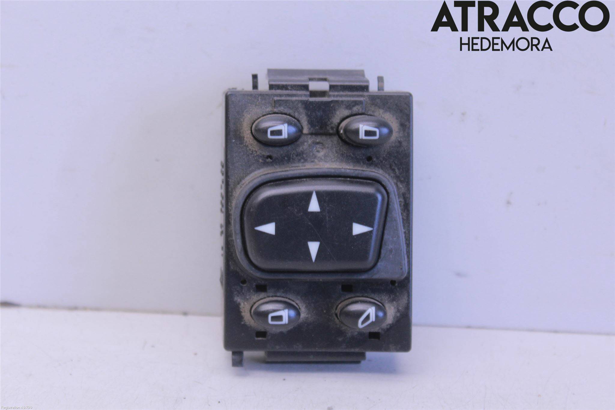 https://www.accessoiresautofr.com/wp-content/uploads/A0001/auto-6/autoparts24-2/PAUD01222478277.jpg