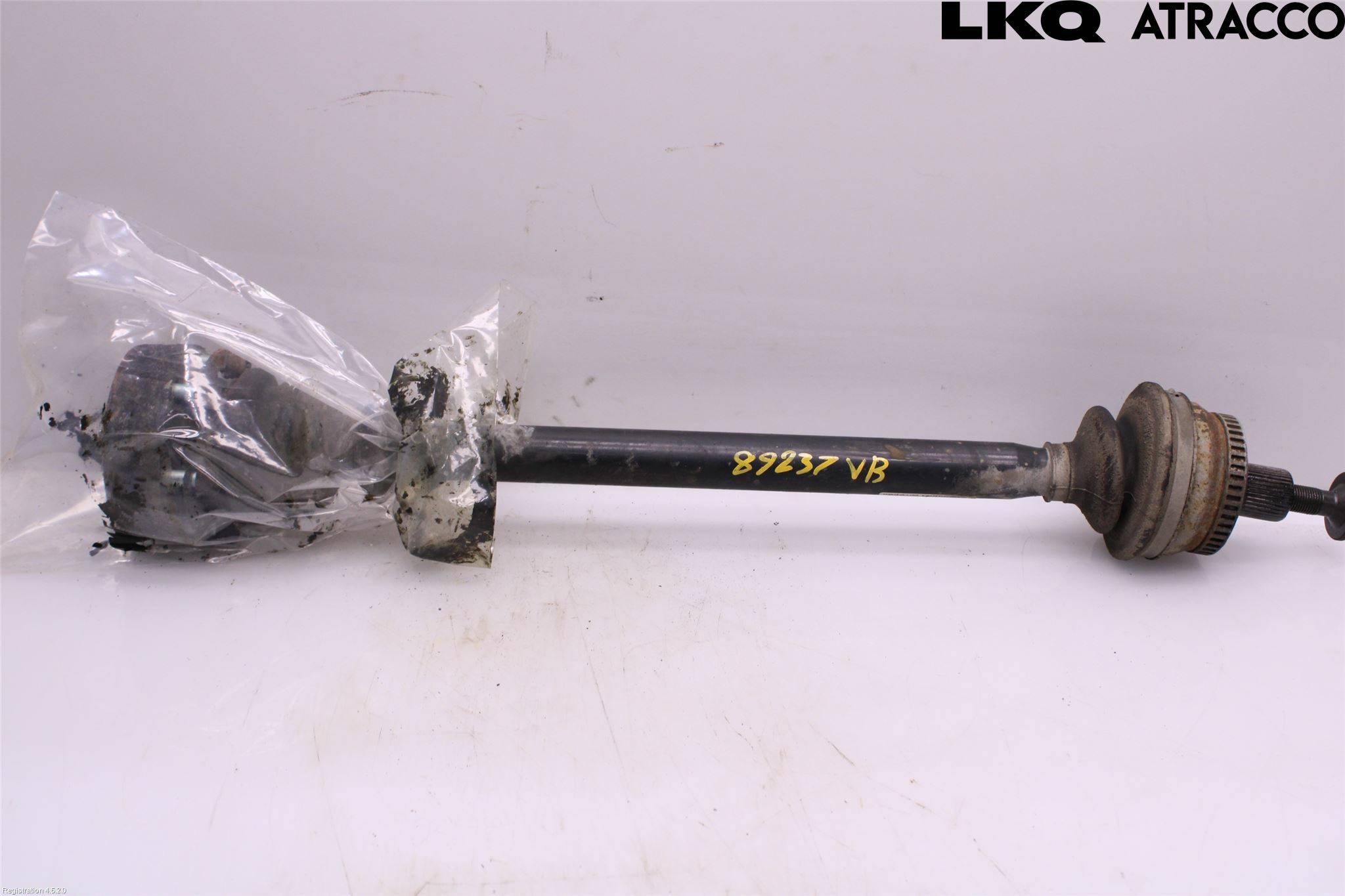 https://www.accessoiresautofr.com/wp-content/uploads/A0001/auto-6/autoparts24-2/PAUD01222764662.jpg
