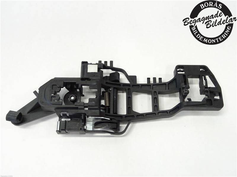 https://www.accessoiresautofr.com/wp-content/uploads/A0001/auto-6/autoparts24-2/PAUD0133665492.jpg