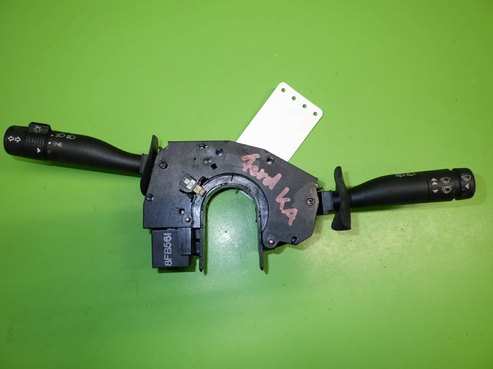 https://www.accessoiresautofr.com/wp-content/uploads/A0001/auto-6/autoparts24-2/PAUF000147960.jpg