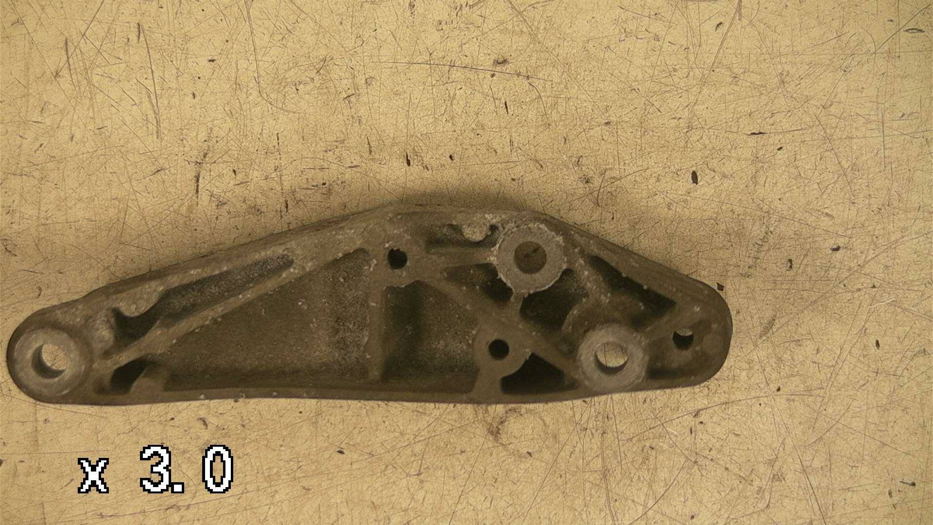 https://www.accessoiresautofr.com/wp-content/uploads/A0001/auto-6/autoparts24-3/PAUA0006M31633.jpg