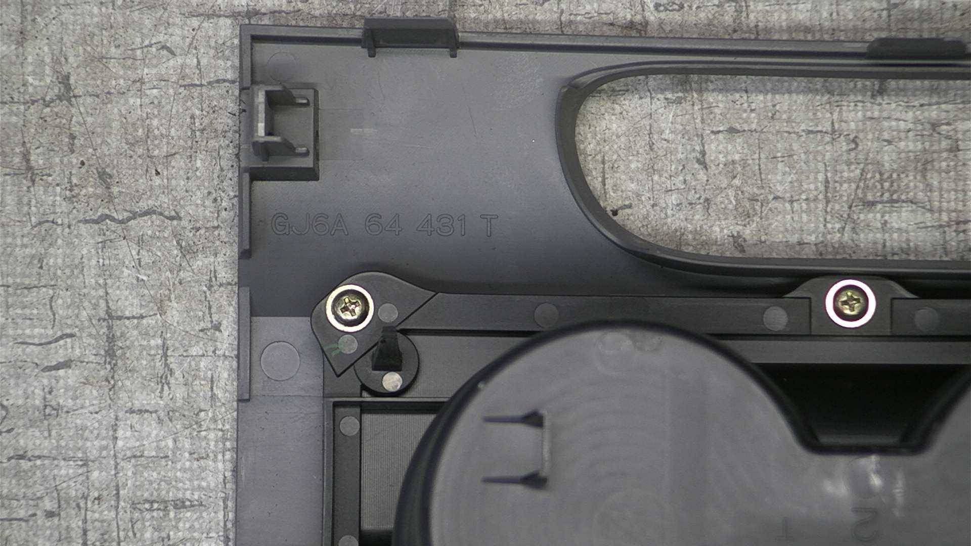 https://www.accessoiresautofr.com/wp-content/uploads/A0001/auto-6/autoparts24-3/PAUA0015K18071.jpg