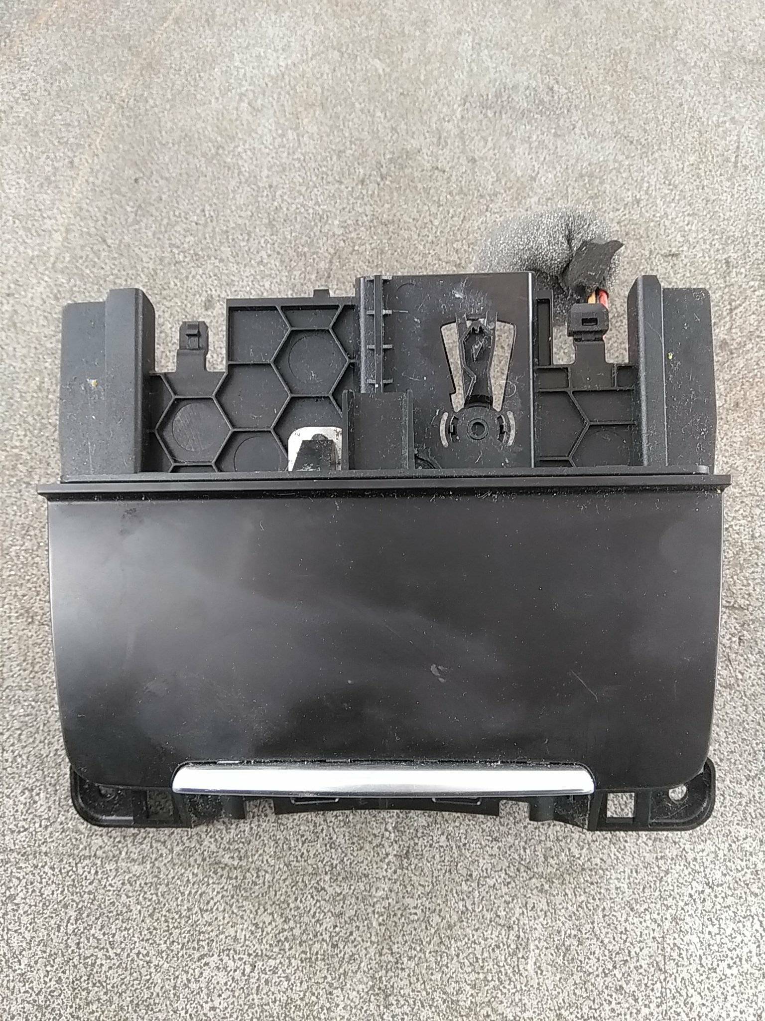 https://www.accessoiresautofr.com/wp-content/uploads/A0001/auto-6/autoparts24-3/PAUA0029N98362.jpg