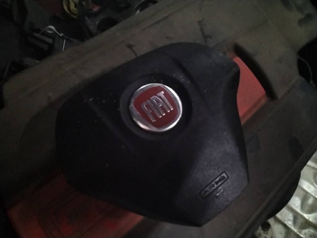 https://www.accessoiresautofr.com/wp-content/uploads/A0001/auto-6/autoparts24-3/PAUA0071KD00686.jpg