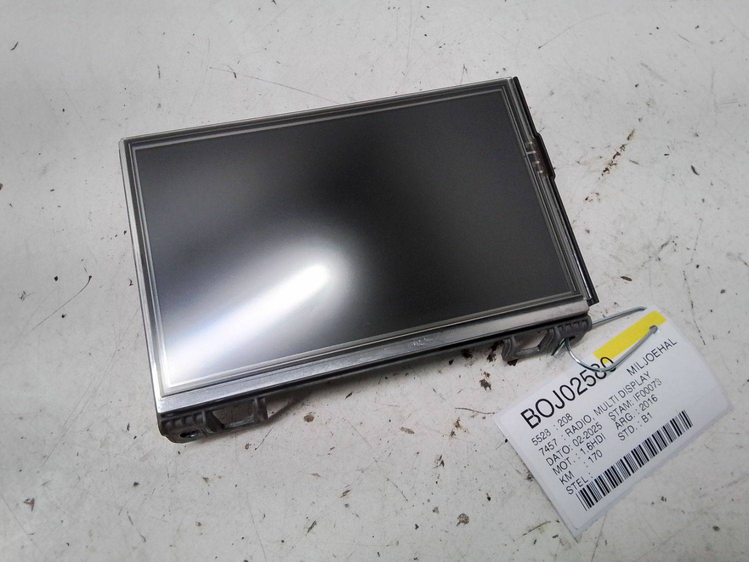 https://www.accessoiresautofr.com/wp-content/uploads/A0001/auto-6/autoparts24-3/PAUA0073BOJ02580.jpg