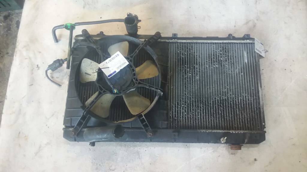 https://www.accessoiresautofr.com/wp-content/uploads/A0001/auto-6/autoparts24-3/PAUA0074MI63629.jpg