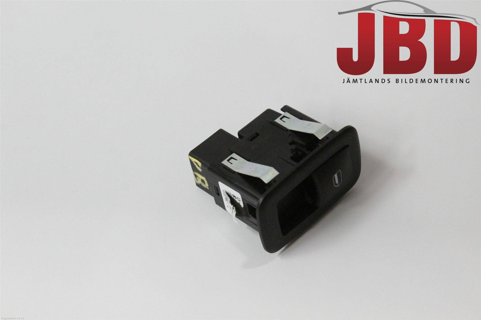 https://www.accessoiresautofr.com/wp-content/uploads/A0001/auto-6/autoparts24-3/PAUD0034657055.jpg