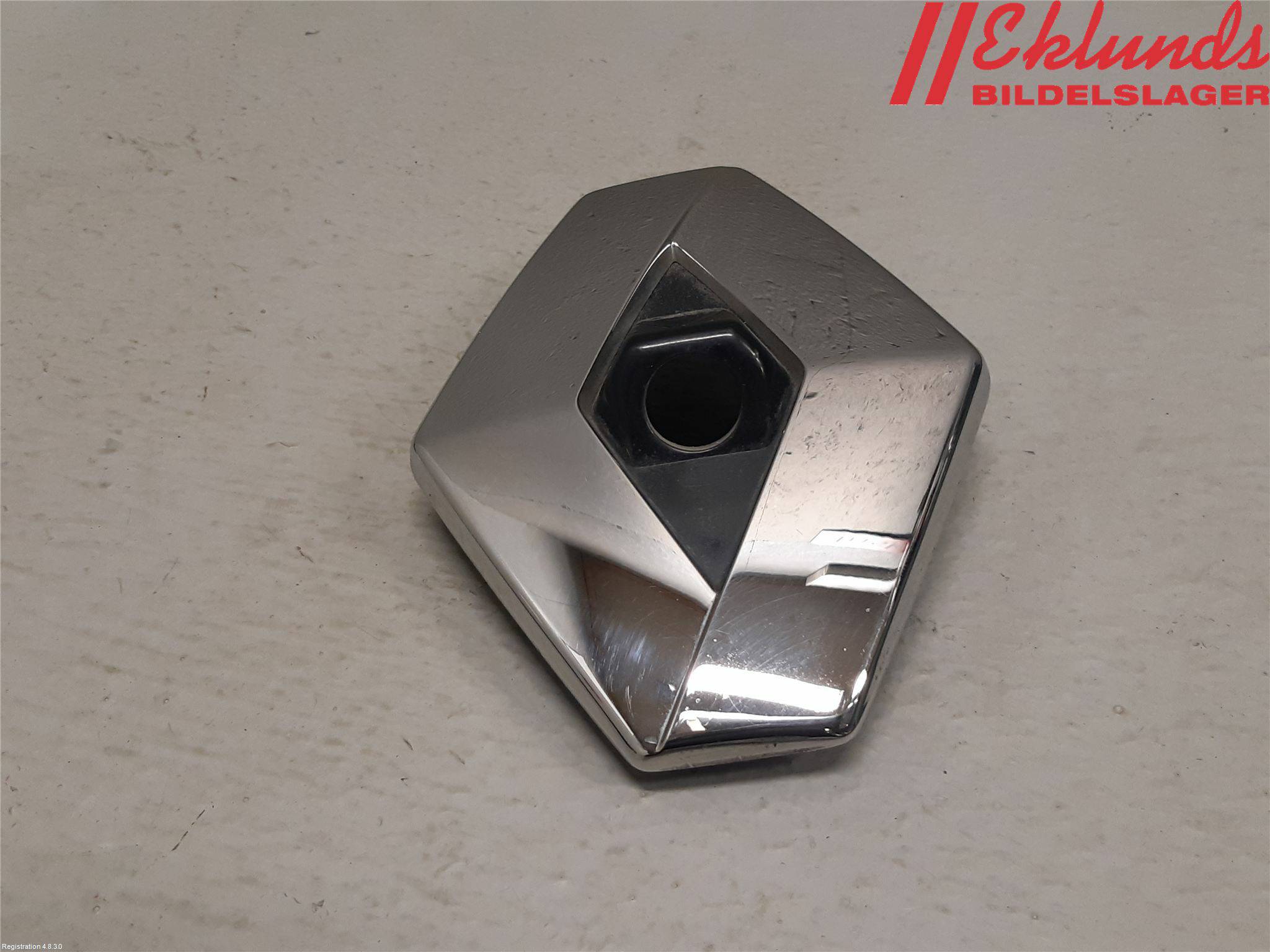 https://www.accessoiresautofr.com/wp-content/uploads/A0001/auto-6/autoparts24-3/PAUD01352585344.jpg