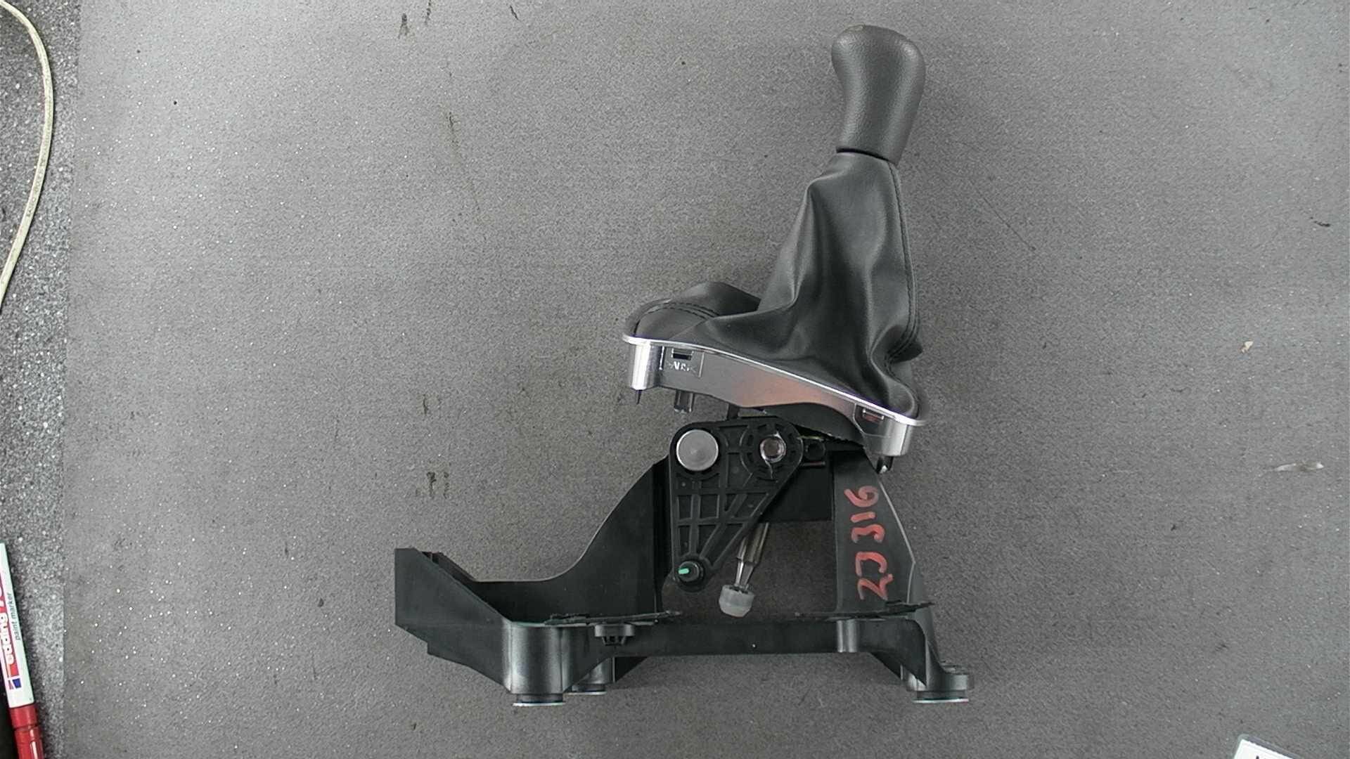 https://www.accessoiresautofr.com/wp-content/uploads/A0001/auto-6/autoparts24/PAUA0029N74535.jpg