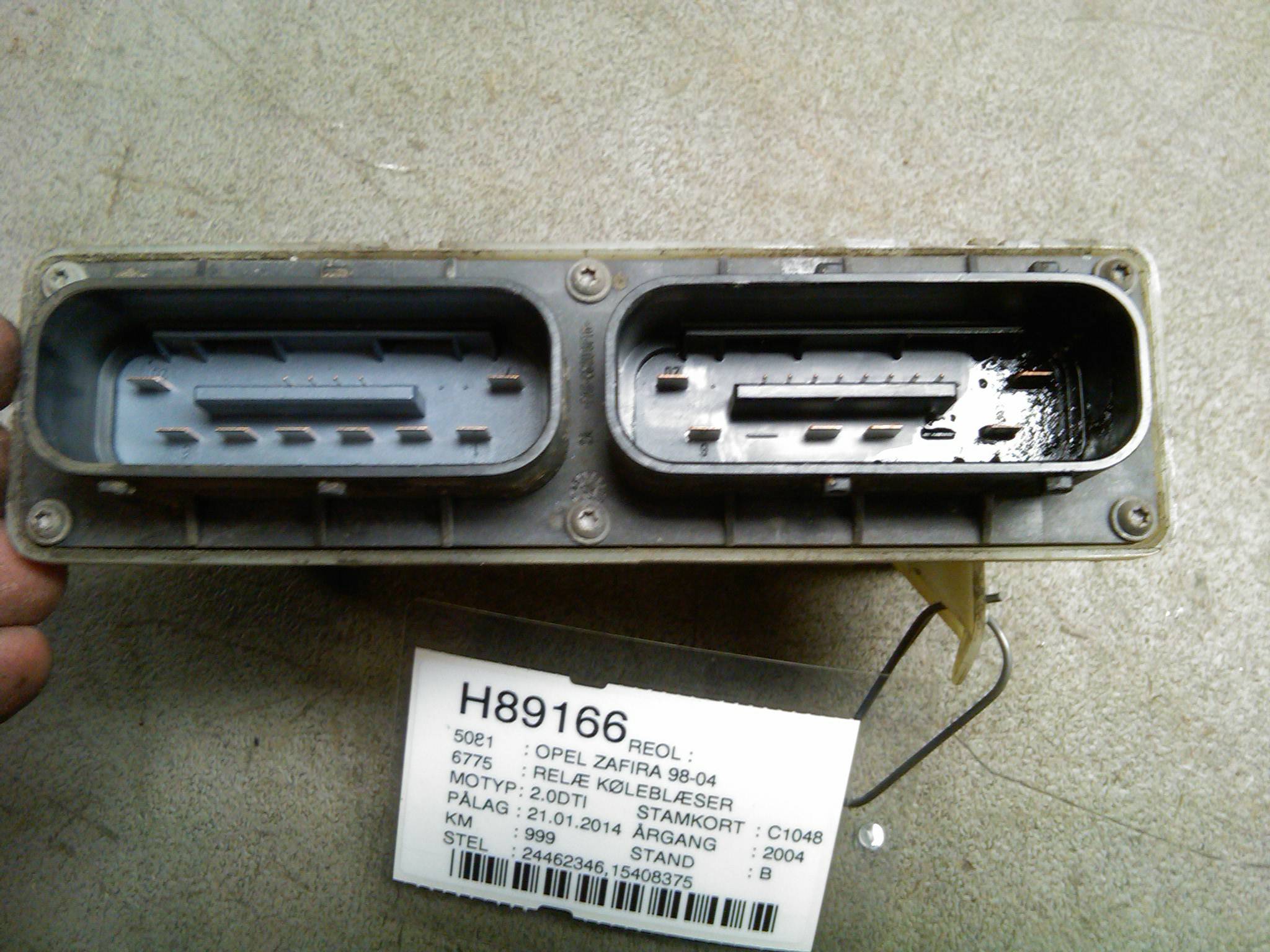 https://www.accessoiresautofr.com/wp-content/uploads/A0001/auto-6/autoparts24/PAUA0031H89166.jpg