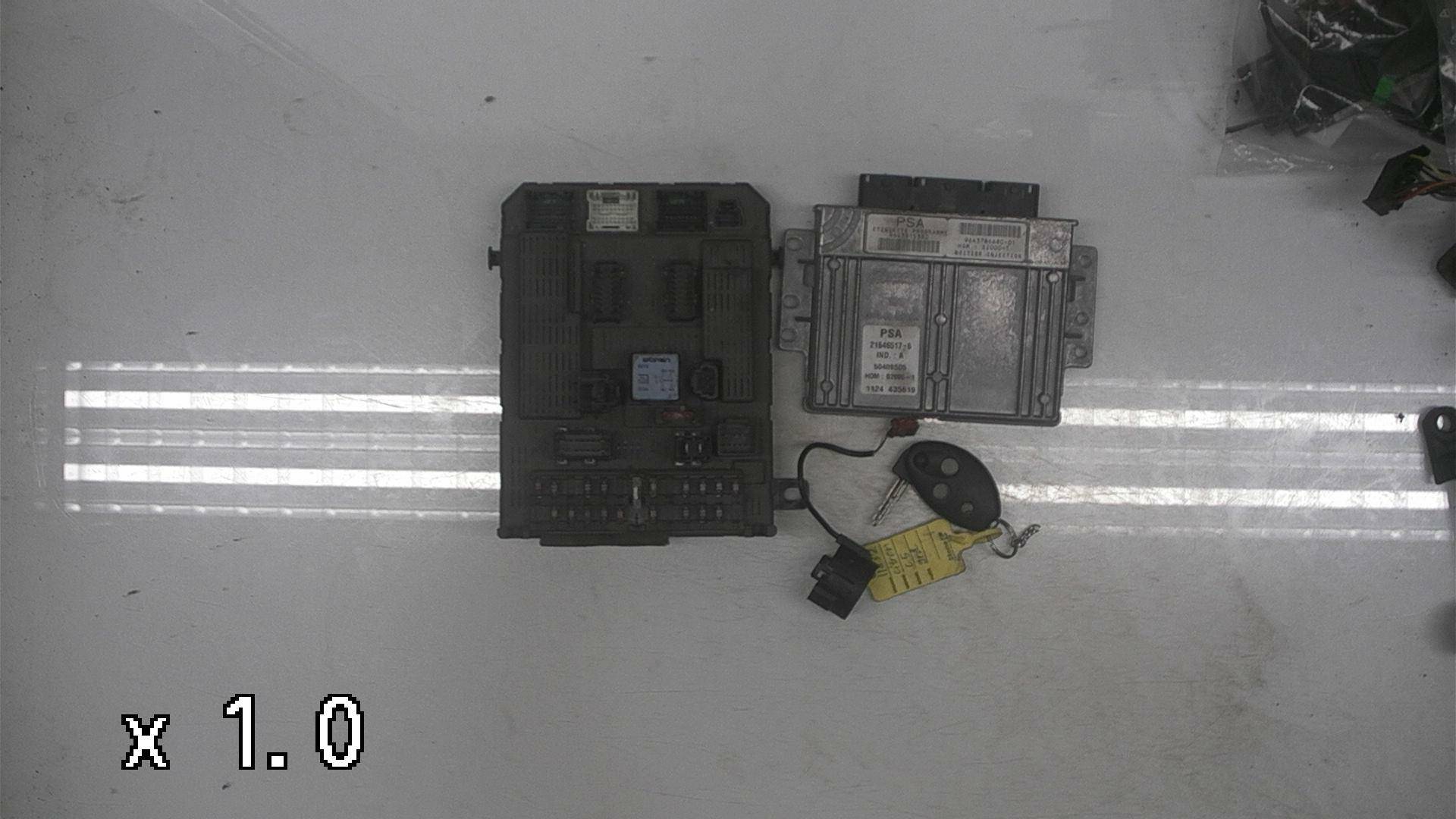 https://www.accessoiresautofr.com/wp-content/uploads/A0001/auto-6/autoparts24/PAUA0047JS11485.jpg