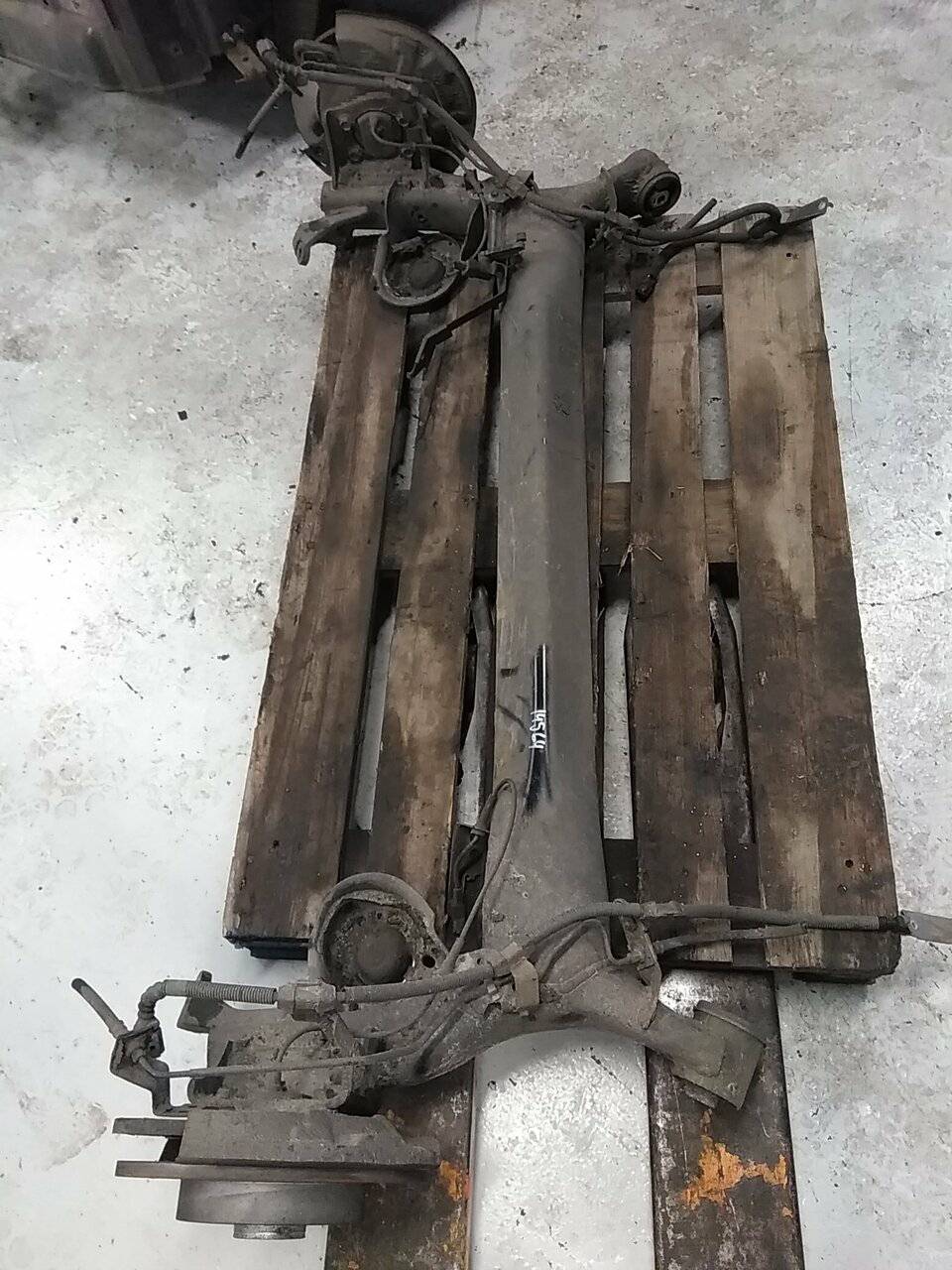 https://www.accessoiresautofr.com/wp-content/uploads/A0001/auto-6/autoparts24/PAUA0047KF39508.jpg