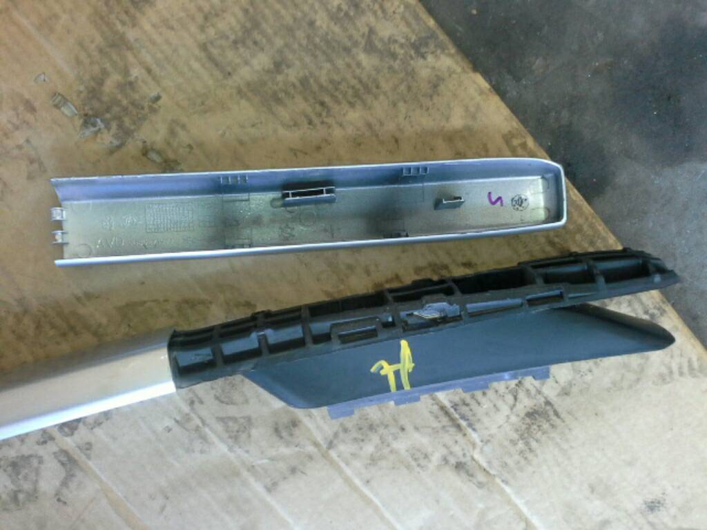 https://www.accessoiresautofr.com/wp-content/uploads/A0001/auto-6/autoparts24/PAUA0076JK03570.jpg