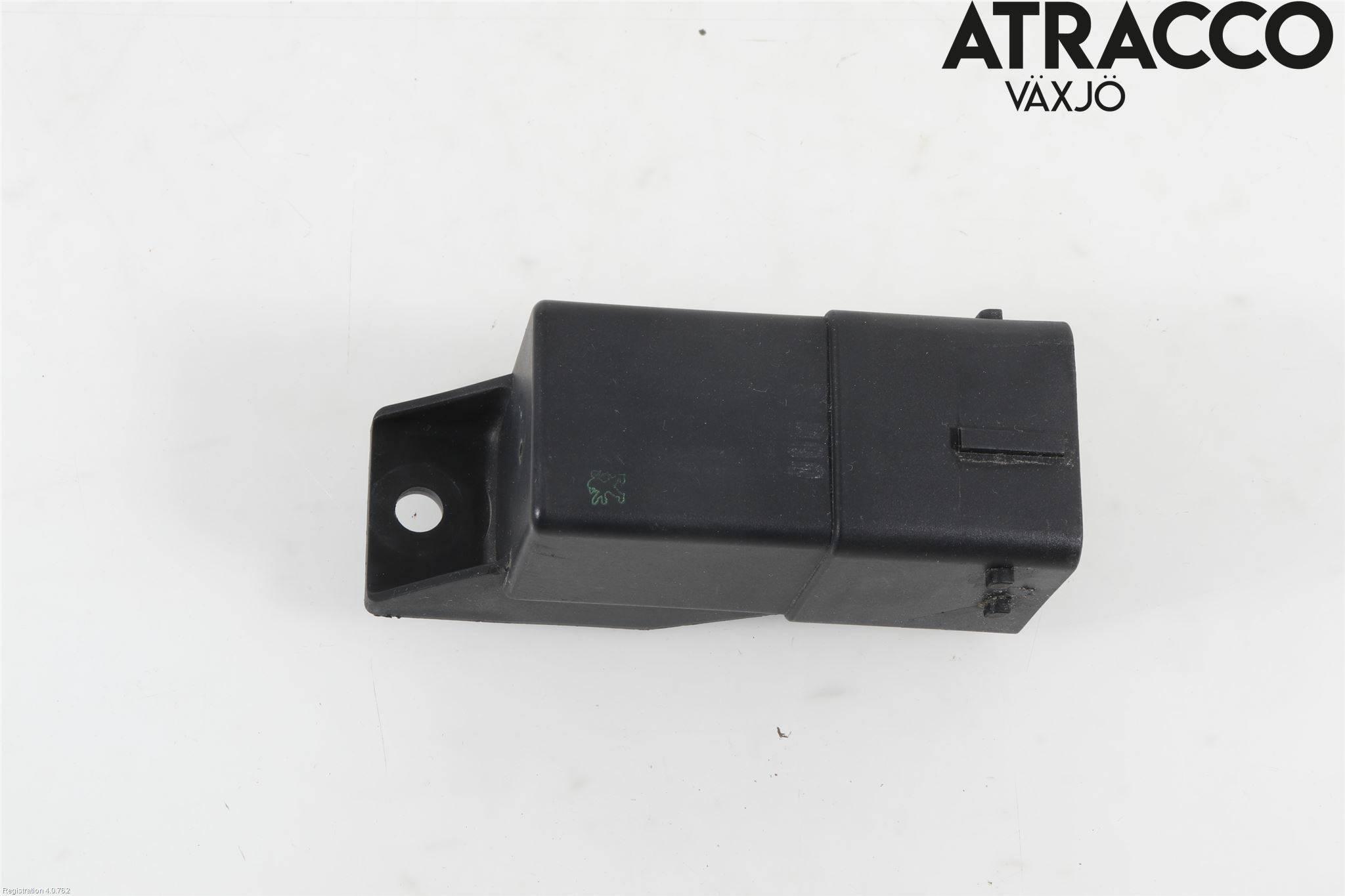https://www.accessoiresautofr.com/wp-content/uploads/A0001/auto-6/autoparts24/PAUD00762559299.jpg