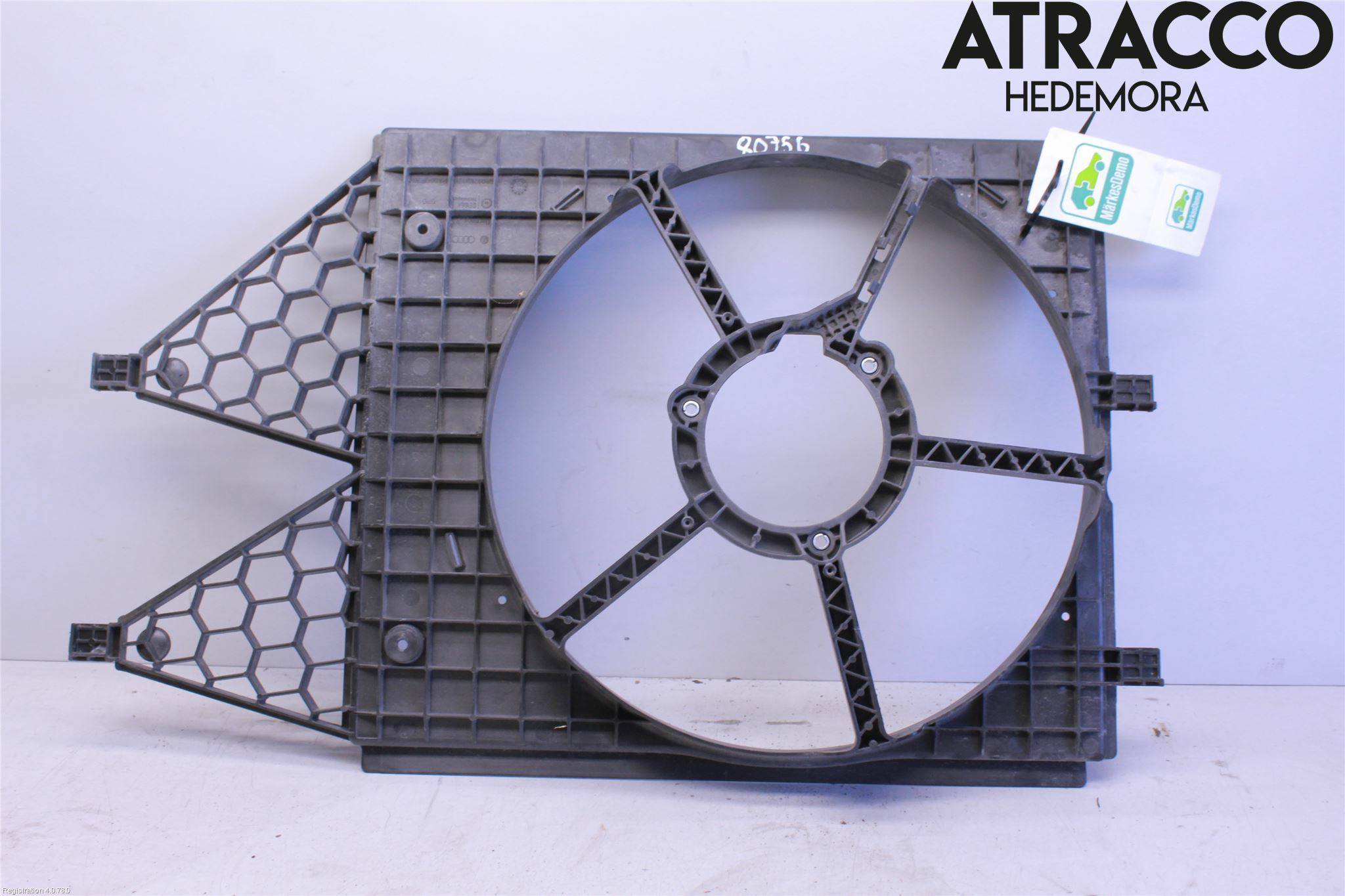 https://www.accessoiresautofr.com/wp-content/uploads/A0001/auto-6/autoparts24/PAUD01222469733.jpg