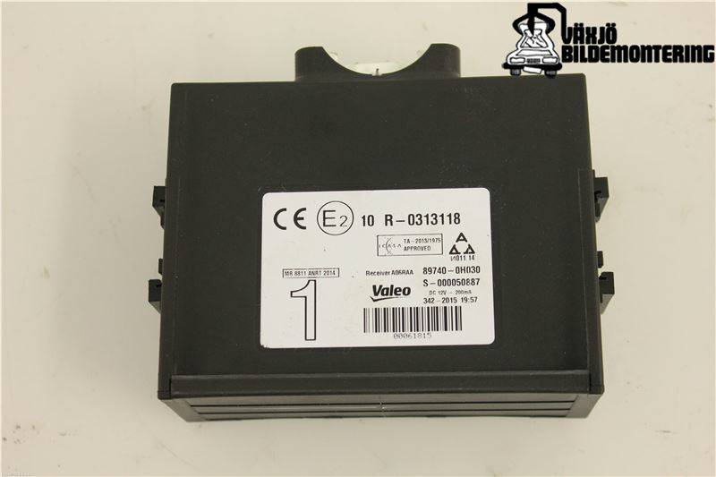 https://www.accessoiresautofr.com/wp-content/uploads/A0001/auto-6/autoparts24/PAUD0127484332.jpg