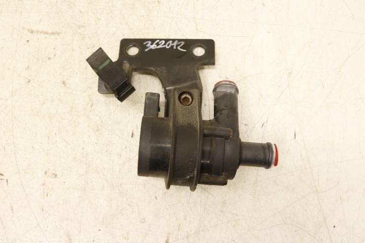 https://www.accessoiresautofr.com/wp-content/uploads/A0001/auto-6/autoparts24/PAUD03019318216.jpg