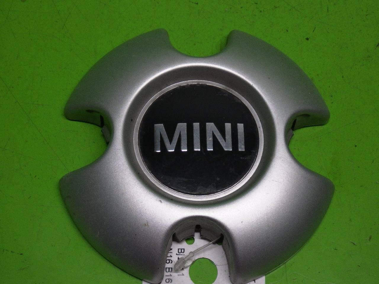 https://www.accessoiresautofr.com/wp-content/uploads/A0001/auto-6/autoparts24/PAUF0001285618.jpg