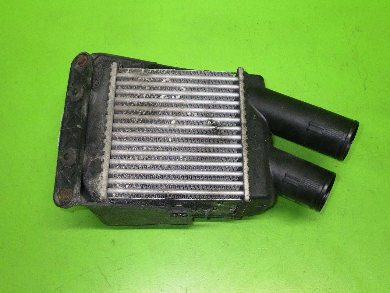 https://www.accessoiresautofr.com/wp-content/uploads/A0001/auto-6/autoparts24/PAUF0001304680.jpg